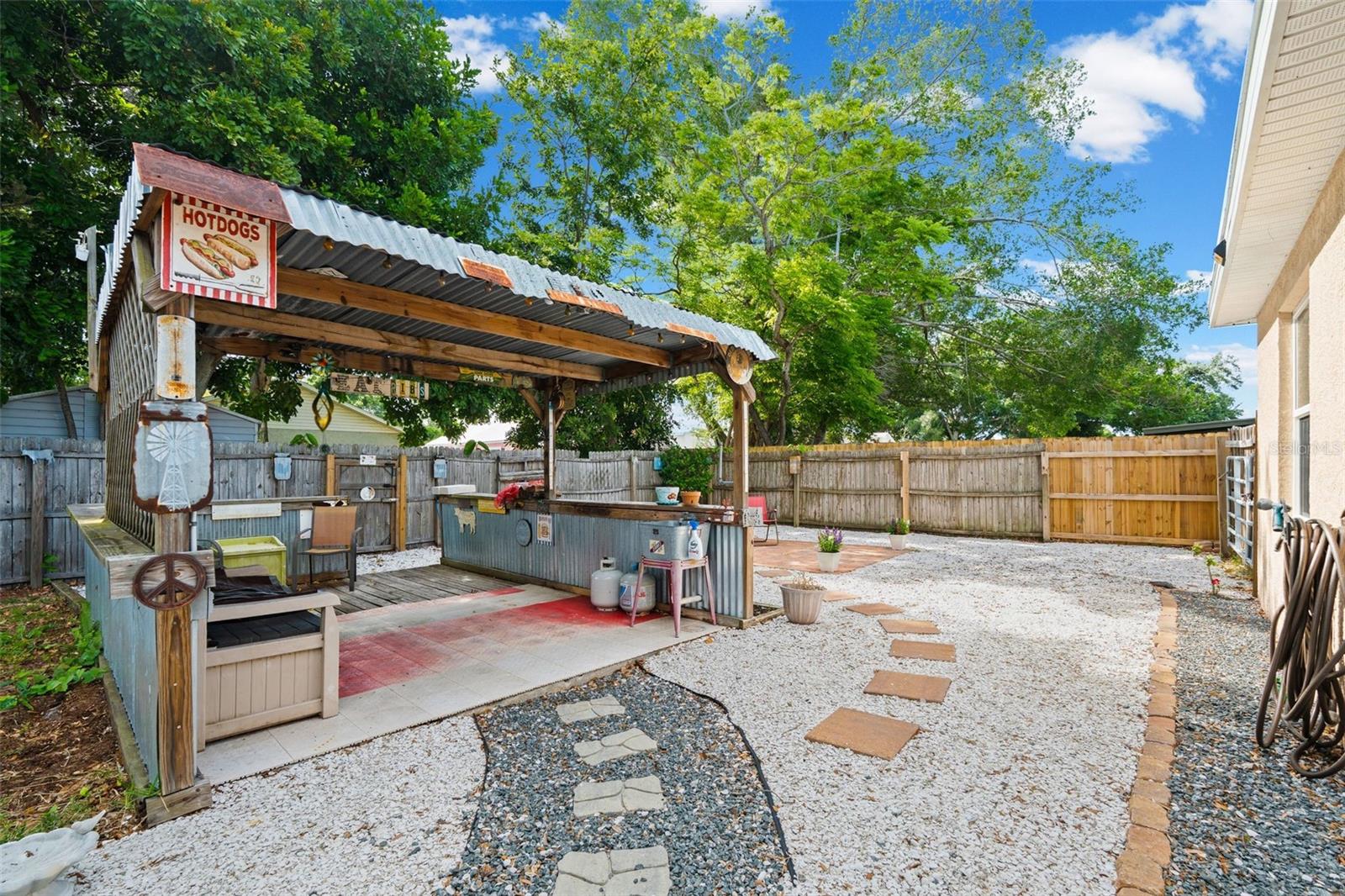 1111 38TH ST W, BRADENTON, FL, 34205