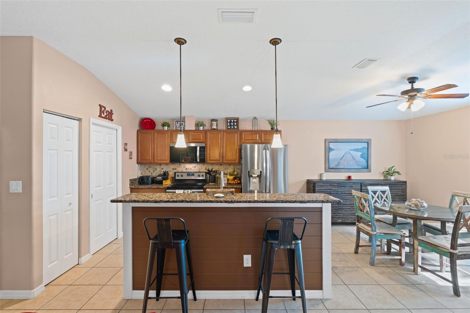 1111 38TH ST W, BRADENTON, FL, 34205