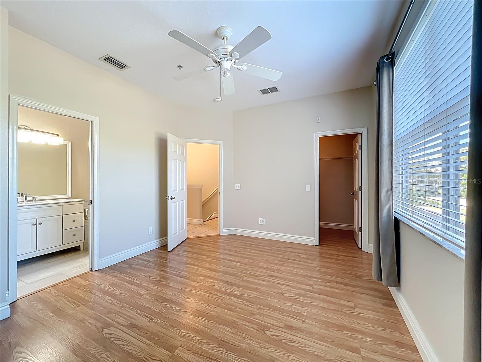 3884 DEBERRY DR, SARASOTA, FL, 34233