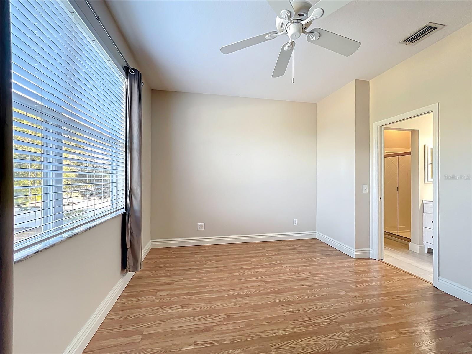 3884 DEBERRY DR, SARASOTA, FL, 34233