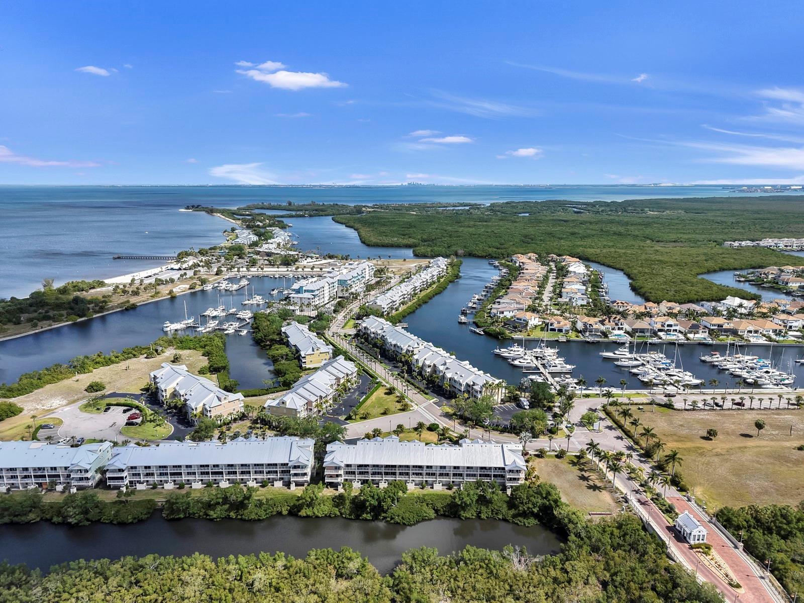 3202 MANGROVE POINT DR, RUSKIN, FL, 33570