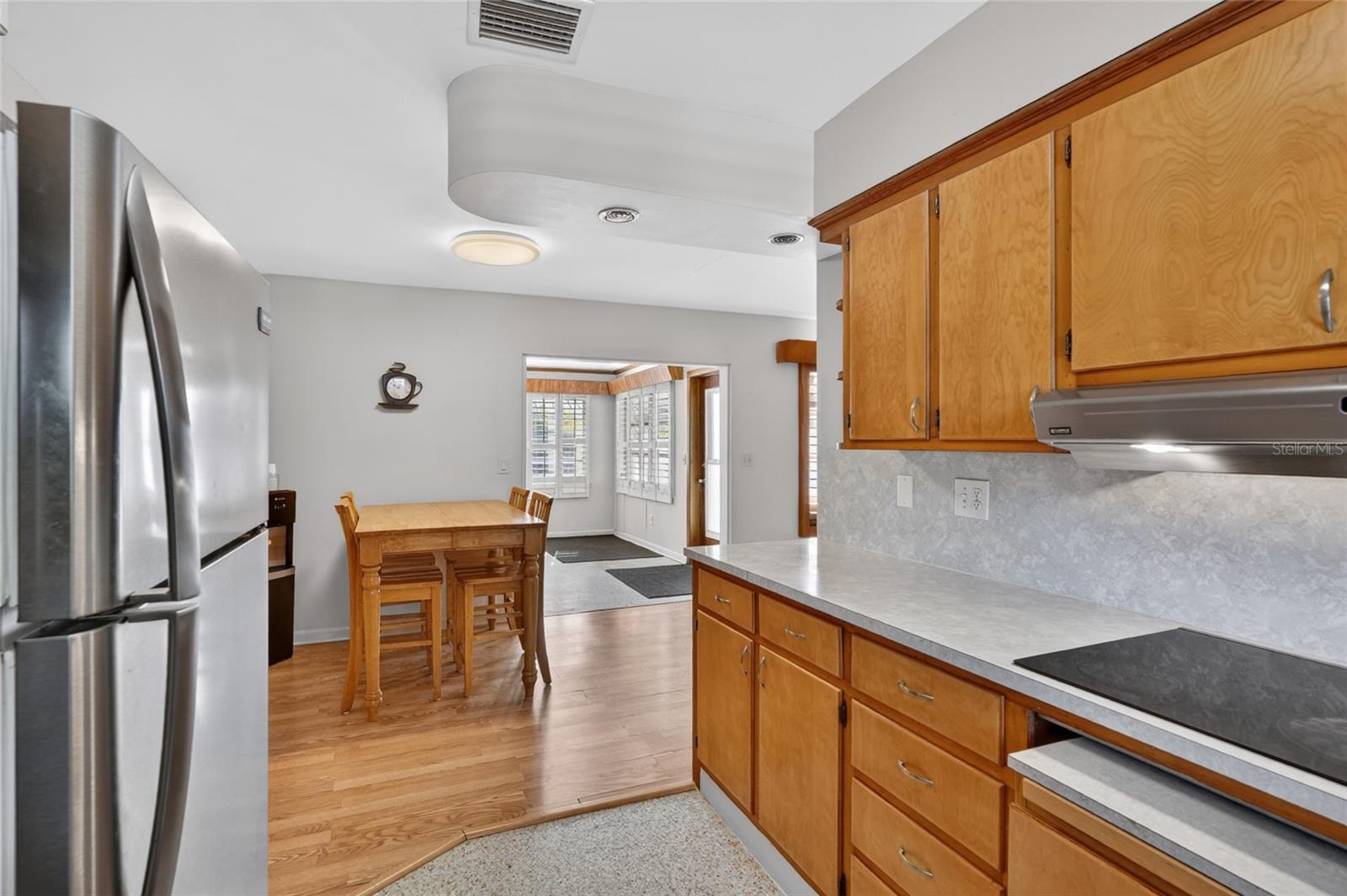 1610 VALENCIA DR W, LARGO, FL, 33778