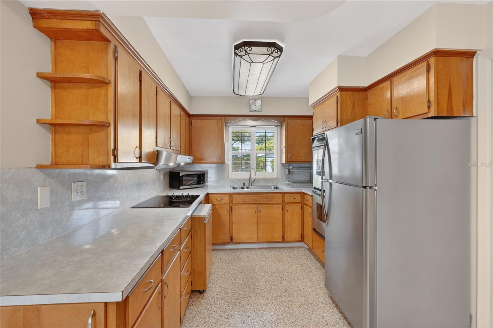 1610 VALENCIA DR W, LARGO, FL, 33778