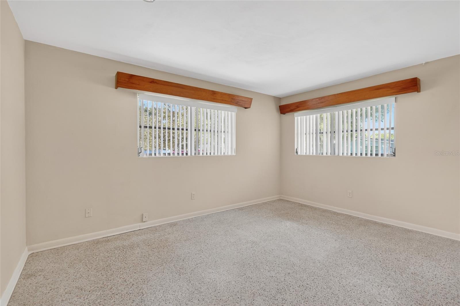 1610 VALENCIA DR W, LARGO, FL, 33778