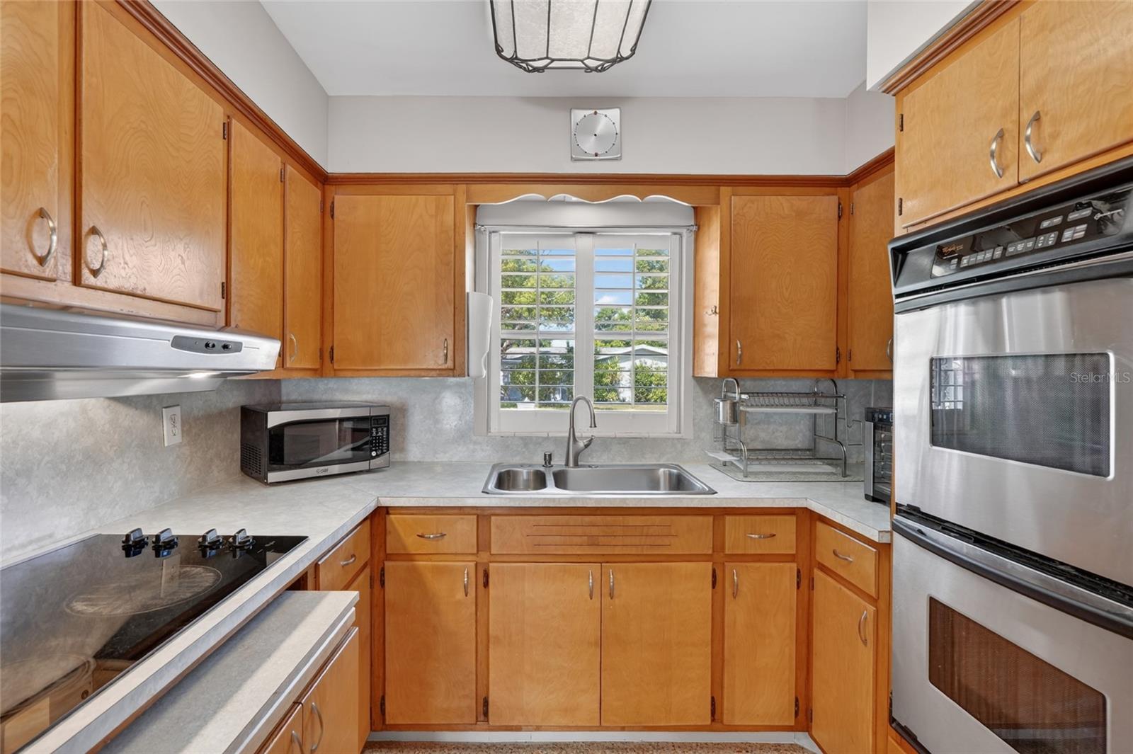 1610 VALENCIA DR W, LARGO, FL, 33778