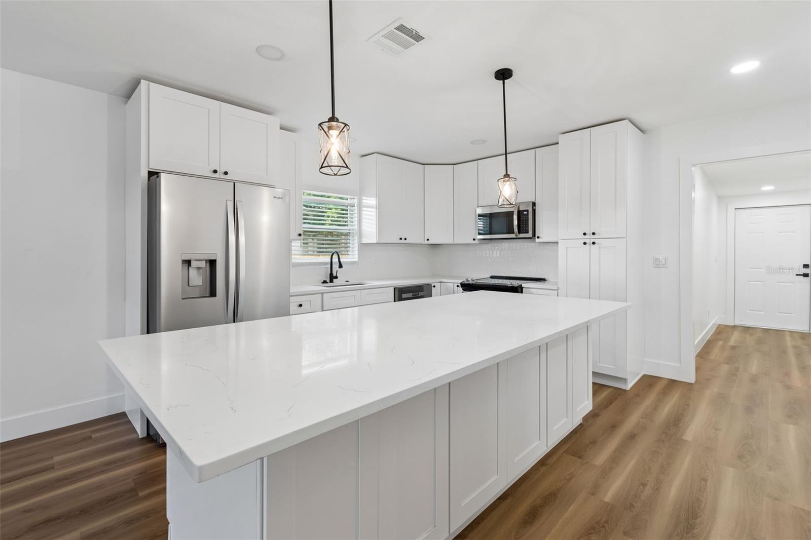 106 E FERN ST, TAMPA, FL, 33604