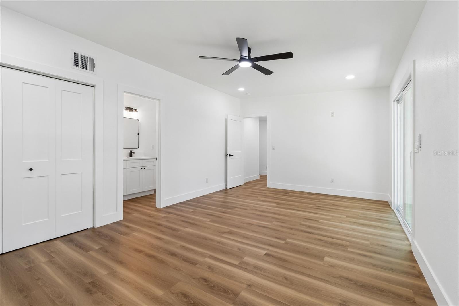 106 E FERN ST, TAMPA, FL, 33604