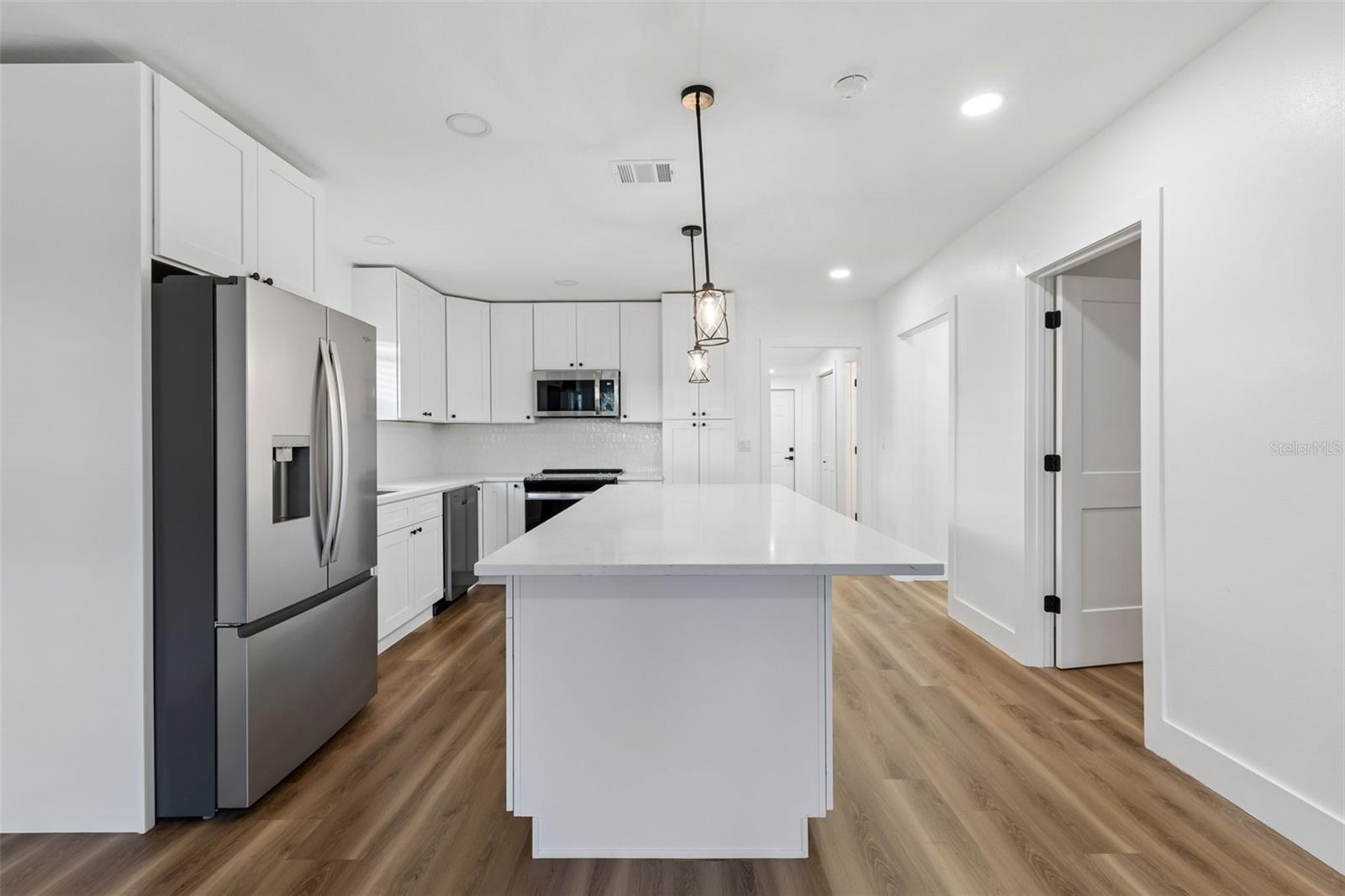 106 E FERN ST, TAMPA, FL, 33604