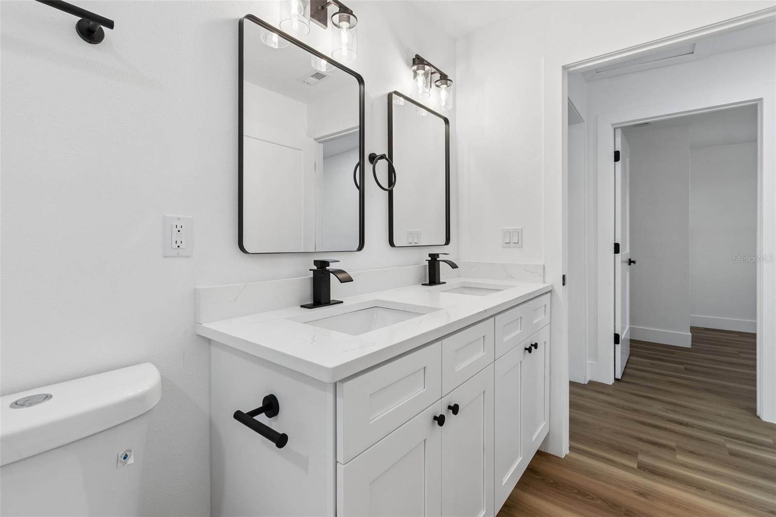 106 E FERN ST, TAMPA, FL, 33604