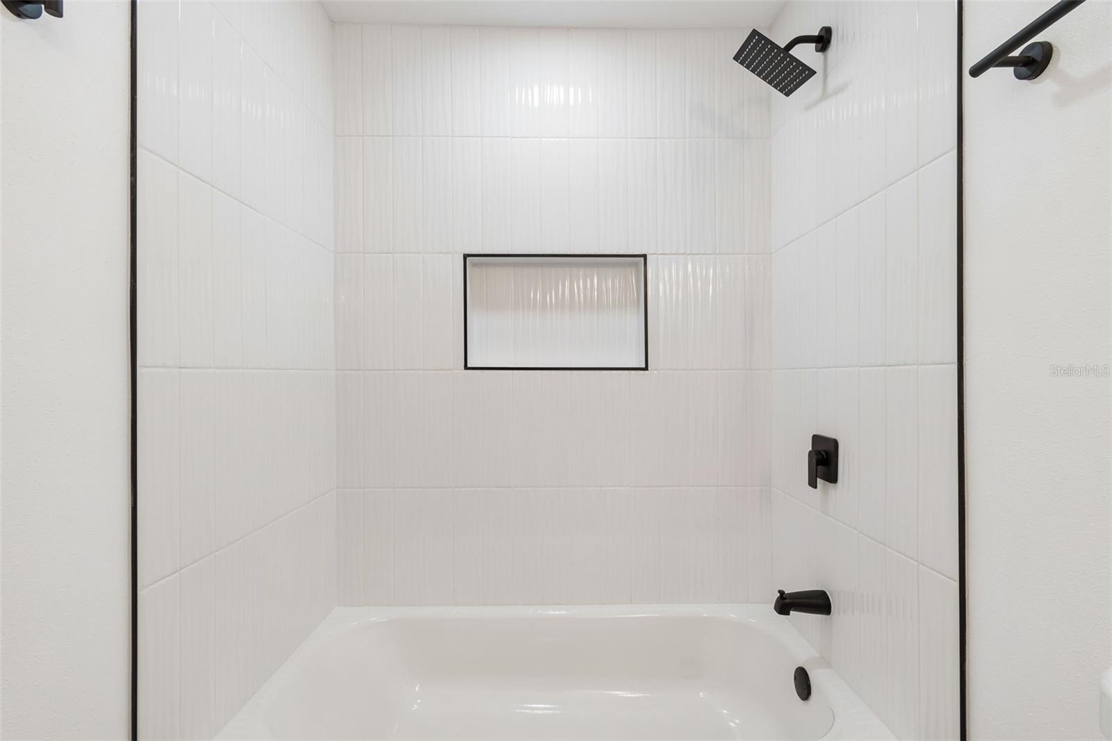 106 E FERN ST, TAMPA, FL, 33604