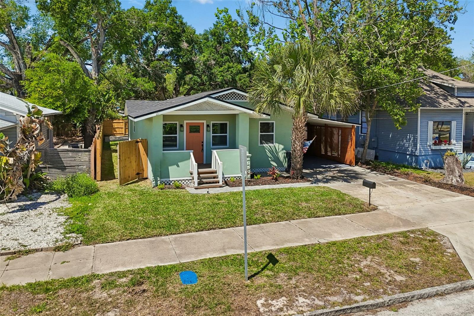 106 E FERN ST, TAMPA, FL, 33604