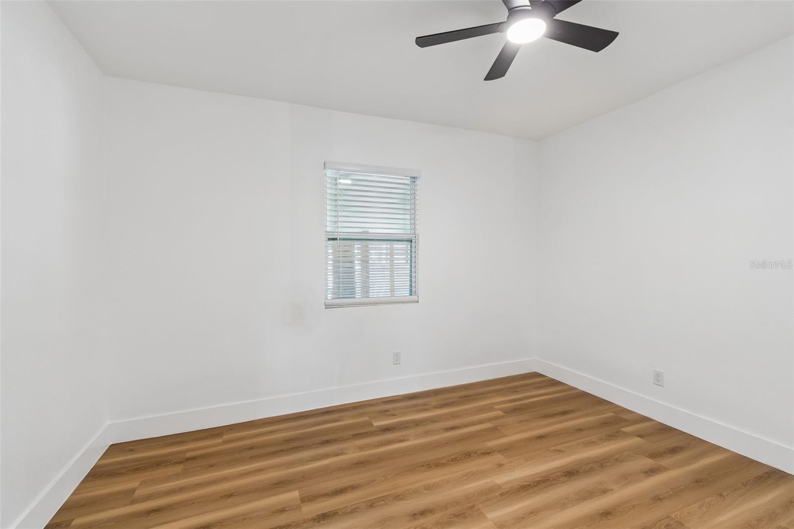 106 E FERN ST, TAMPA, FL, 33604