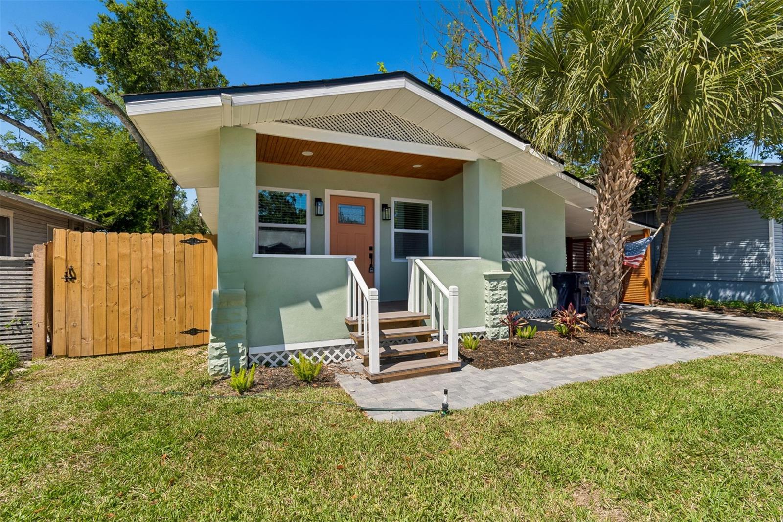 106 E FERN ST, TAMPA, FL, 33604