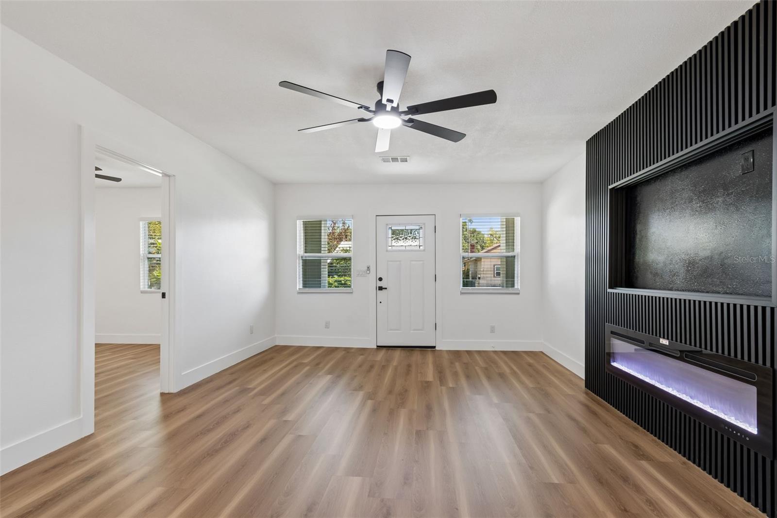 106 E FERN ST, TAMPA, FL, 33604