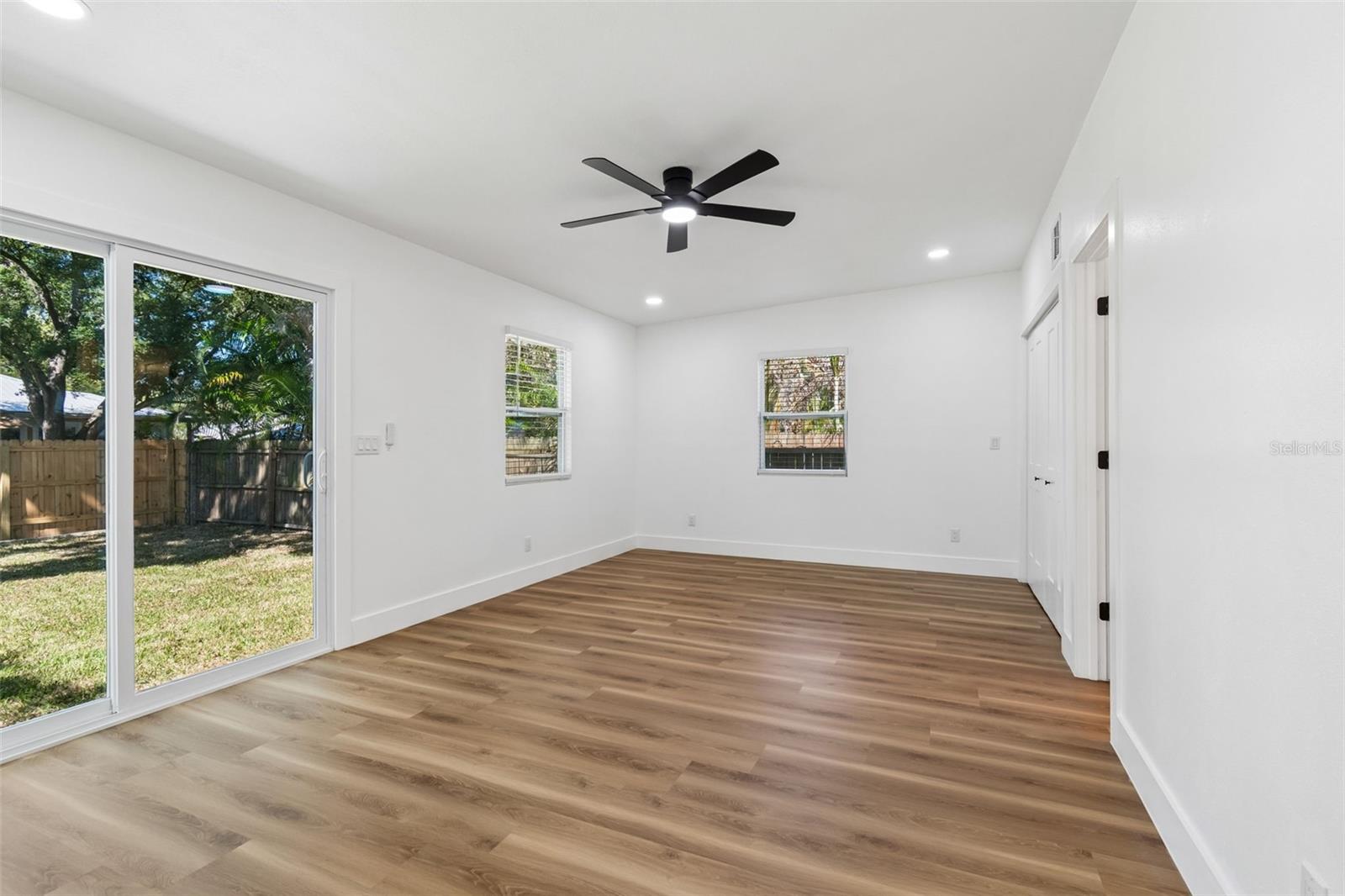 106 E FERN ST, TAMPA, FL, 33604