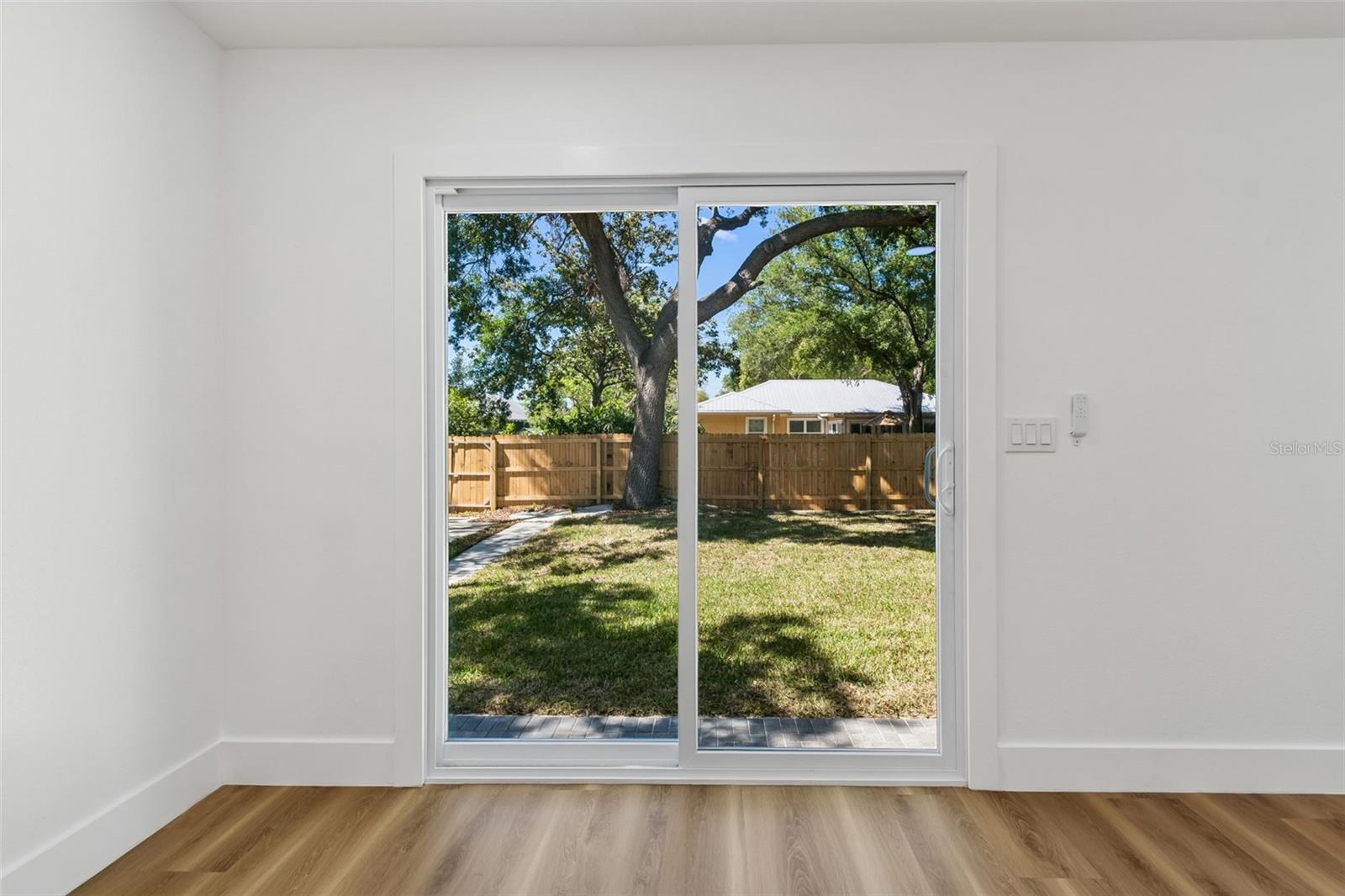 106 E FERN ST, TAMPA, FL, 33604