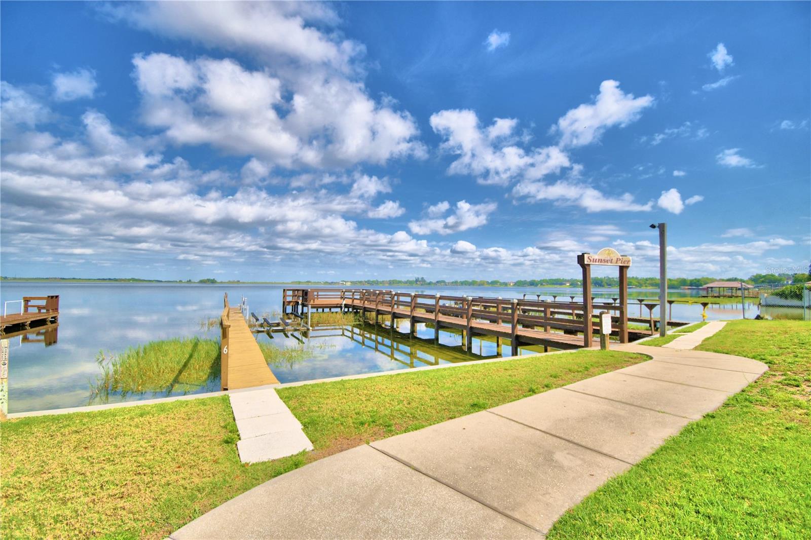 117 HOLIDAY LN, AUBURNDALE, FL, 33823