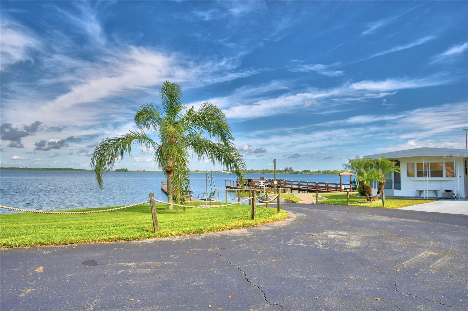 117 HOLIDAY LN, AUBURNDALE, FL, 33823