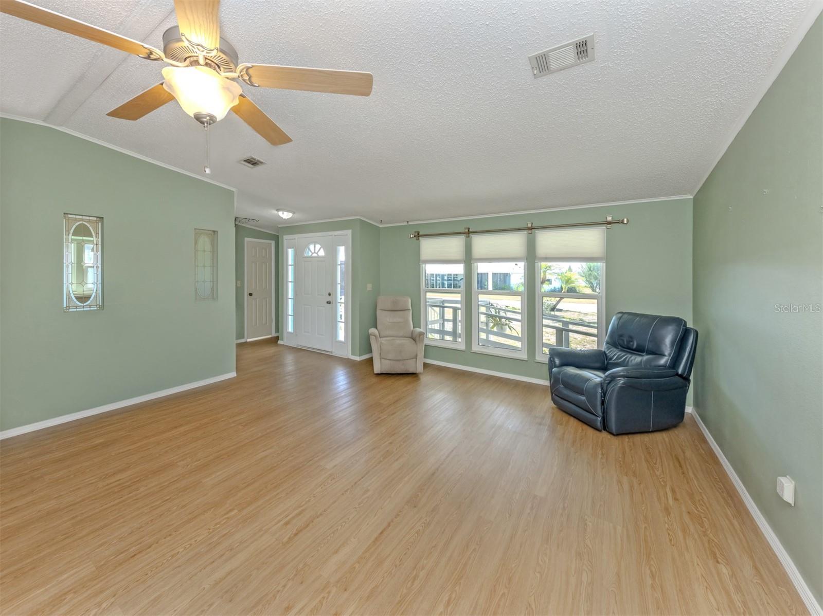 592 PORTSIDE DR, NORTH PORT, FL, 34287