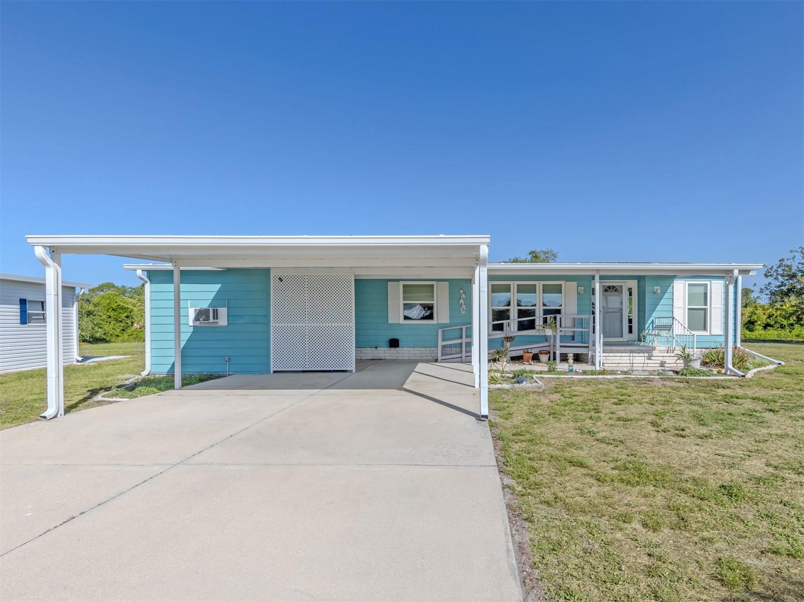 592 PORTSIDE DR, NORTH PORT, FL, 34287