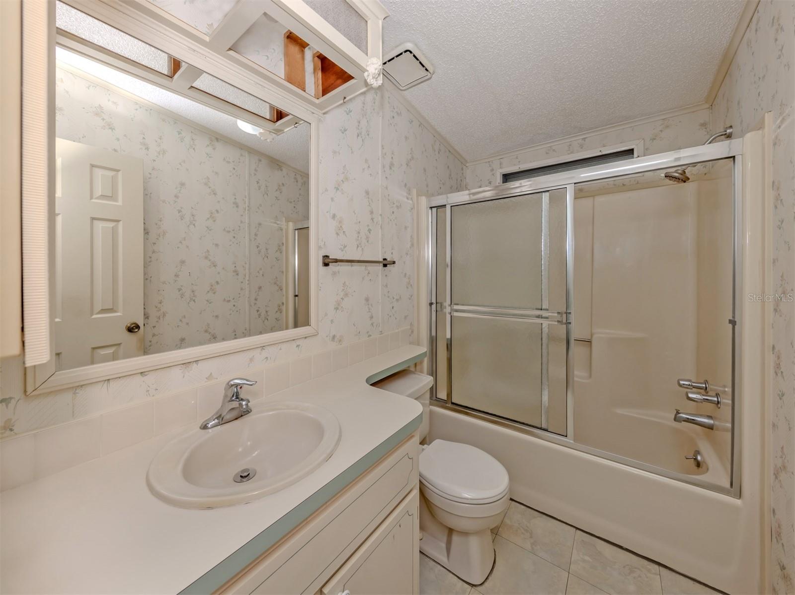 592 PORTSIDE DR, NORTH PORT, FL, 34287