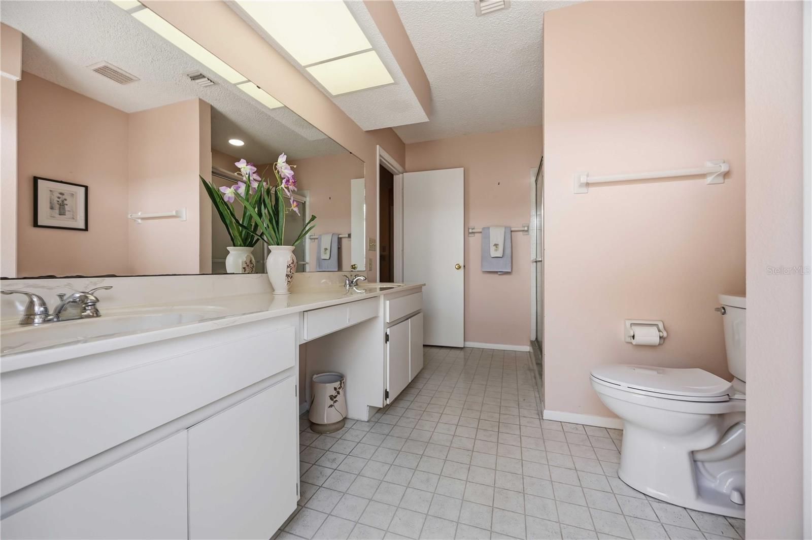 38 PEBBLE ROCK DR, VENICE, FL, 34293