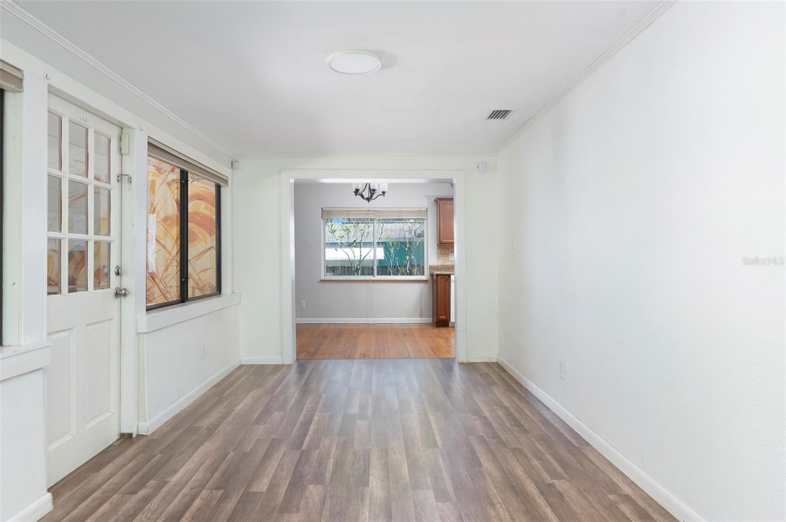 983 47TH AVE N, ST PETERSBURG, FL, 33703