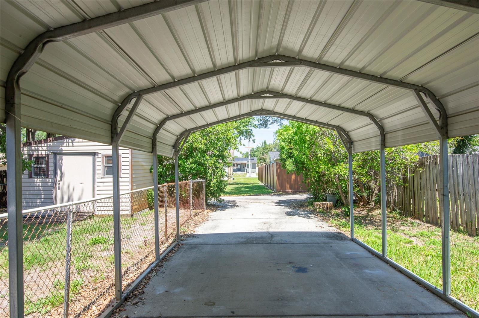 983 47TH AVE N, ST PETERSBURG, FL, 33703