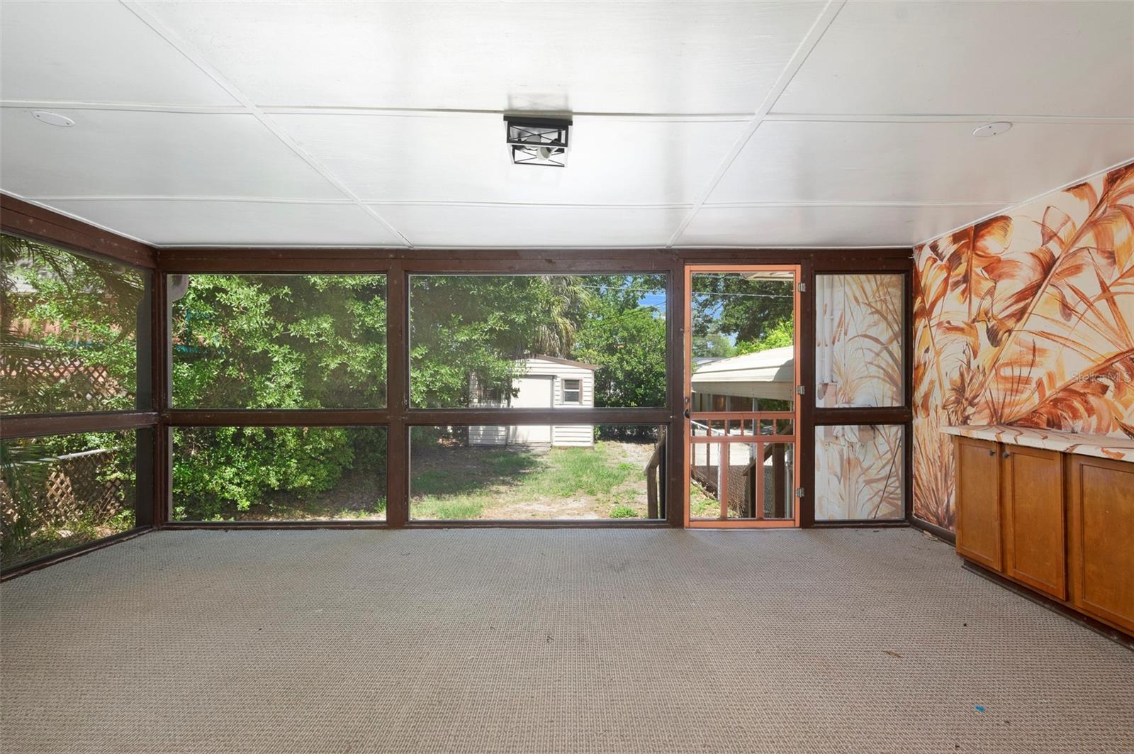 983 47TH AVE N, ST PETERSBURG, FL, 33703