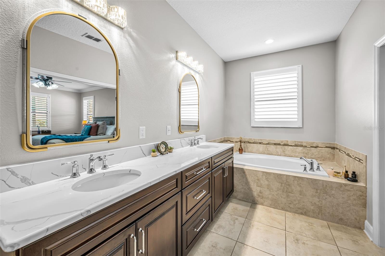 8449 BLUEVINE SKY DR, LAND O LAKES, FL, 34637