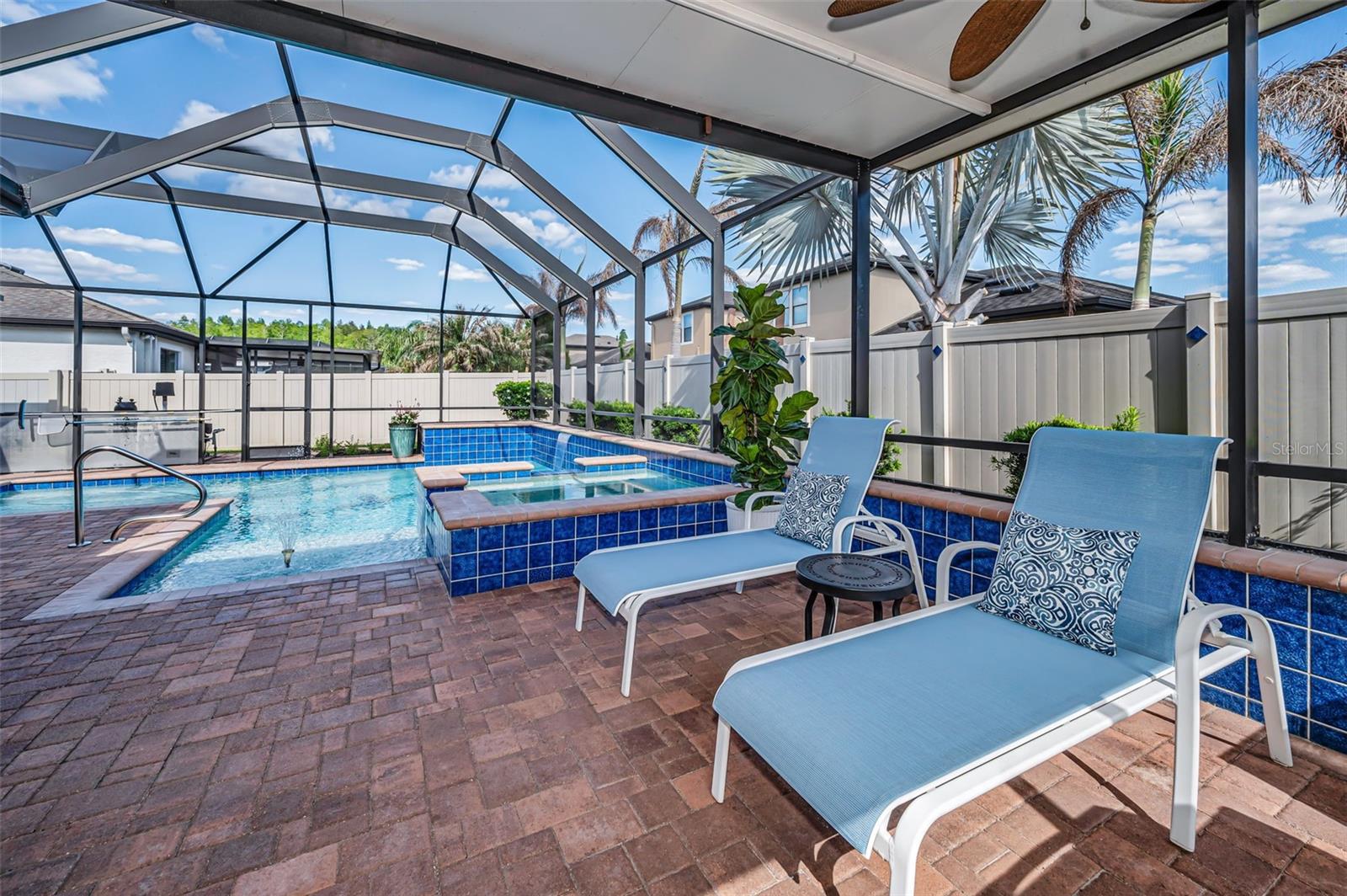 8449 BLUEVINE SKY DR, LAND O LAKES, FL, 34637