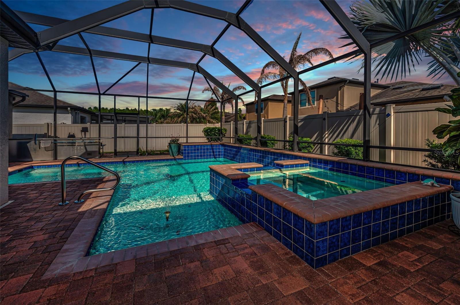 8449 BLUEVINE SKY DR, LAND O LAKES, FL, 34637