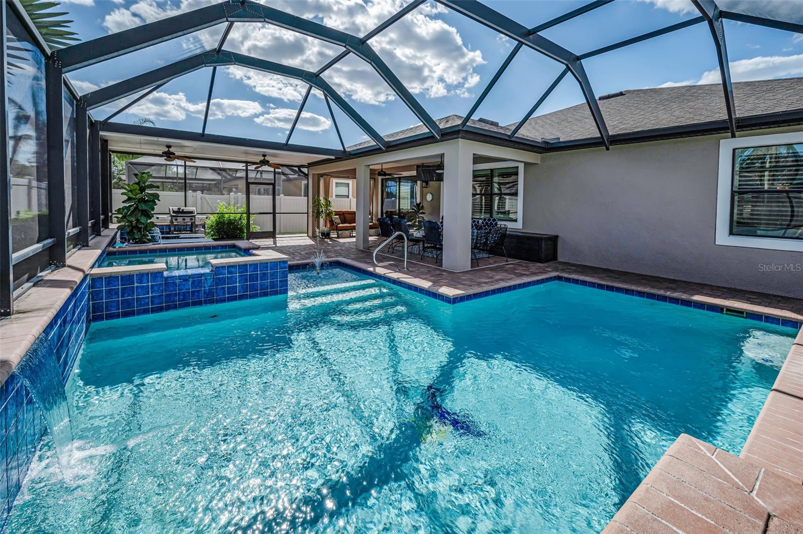 8449 BLUEVINE SKY DR, LAND O LAKES, FL, 34637