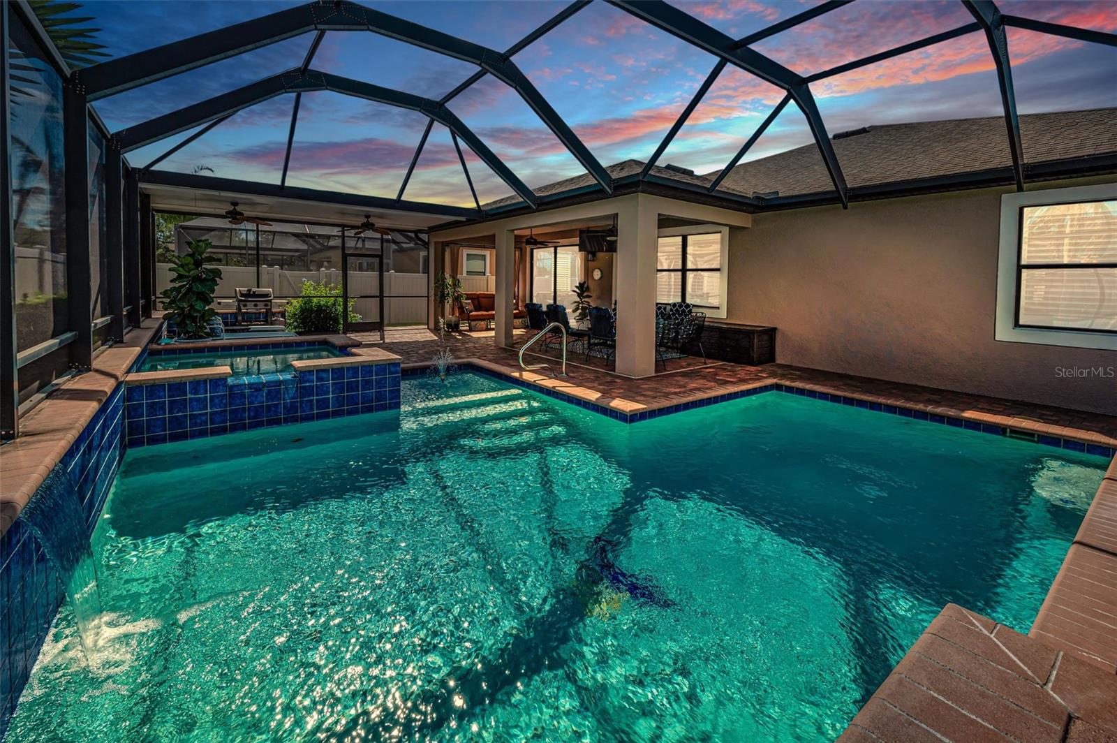 8449 BLUEVINE SKY DR, LAND O LAKES, FL, 34637