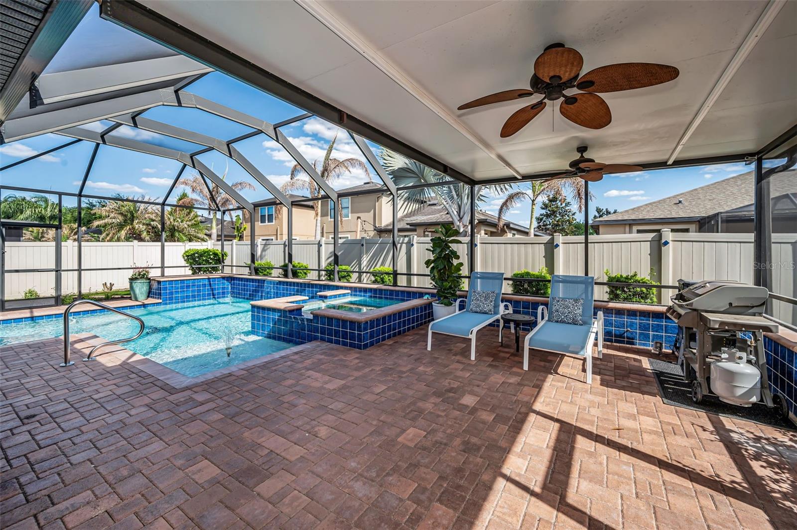 8449 BLUEVINE SKY DR, LAND O LAKES, FL, 34637