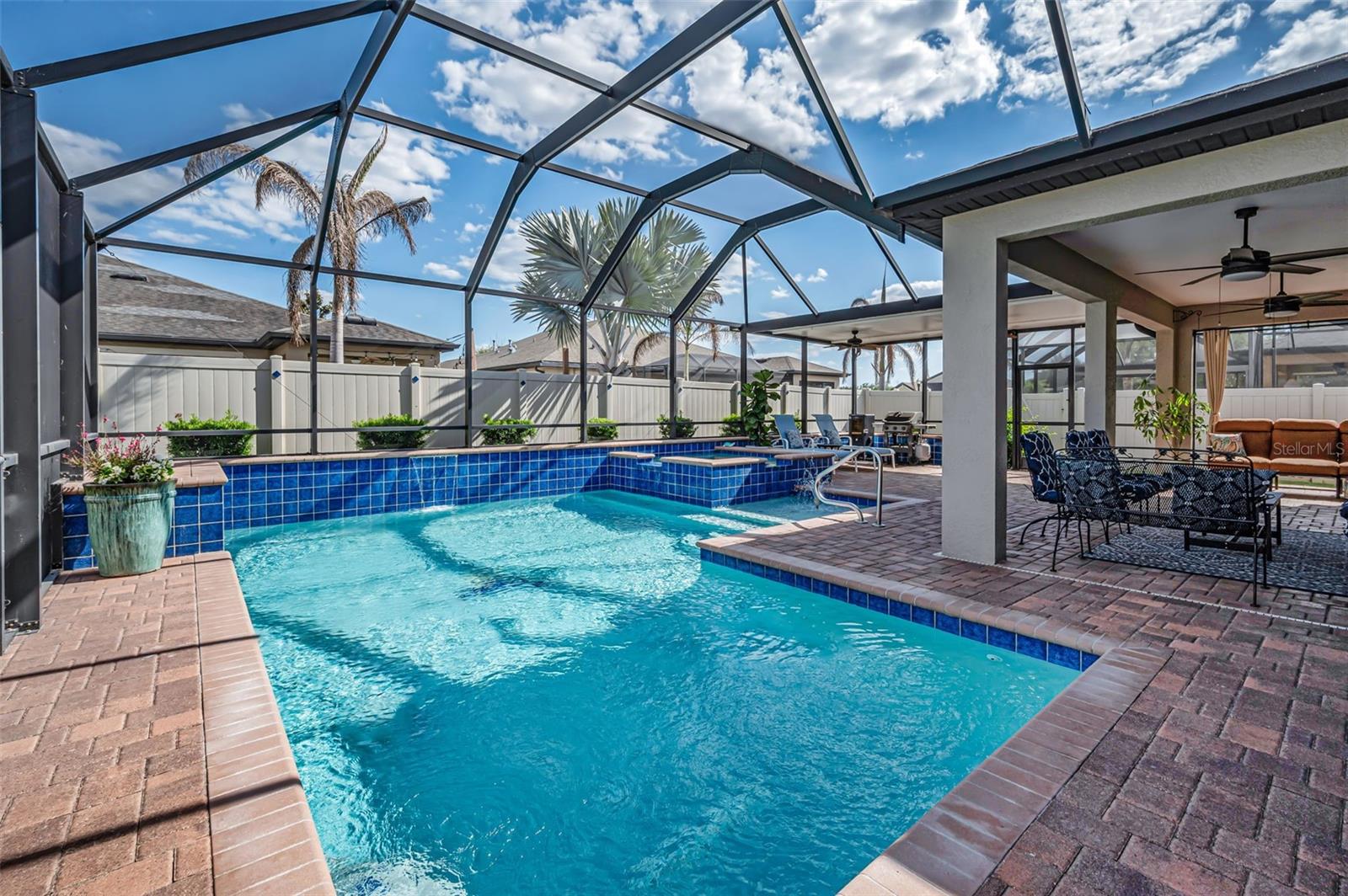 8449 BLUEVINE SKY DR, LAND O LAKES, FL, 34637