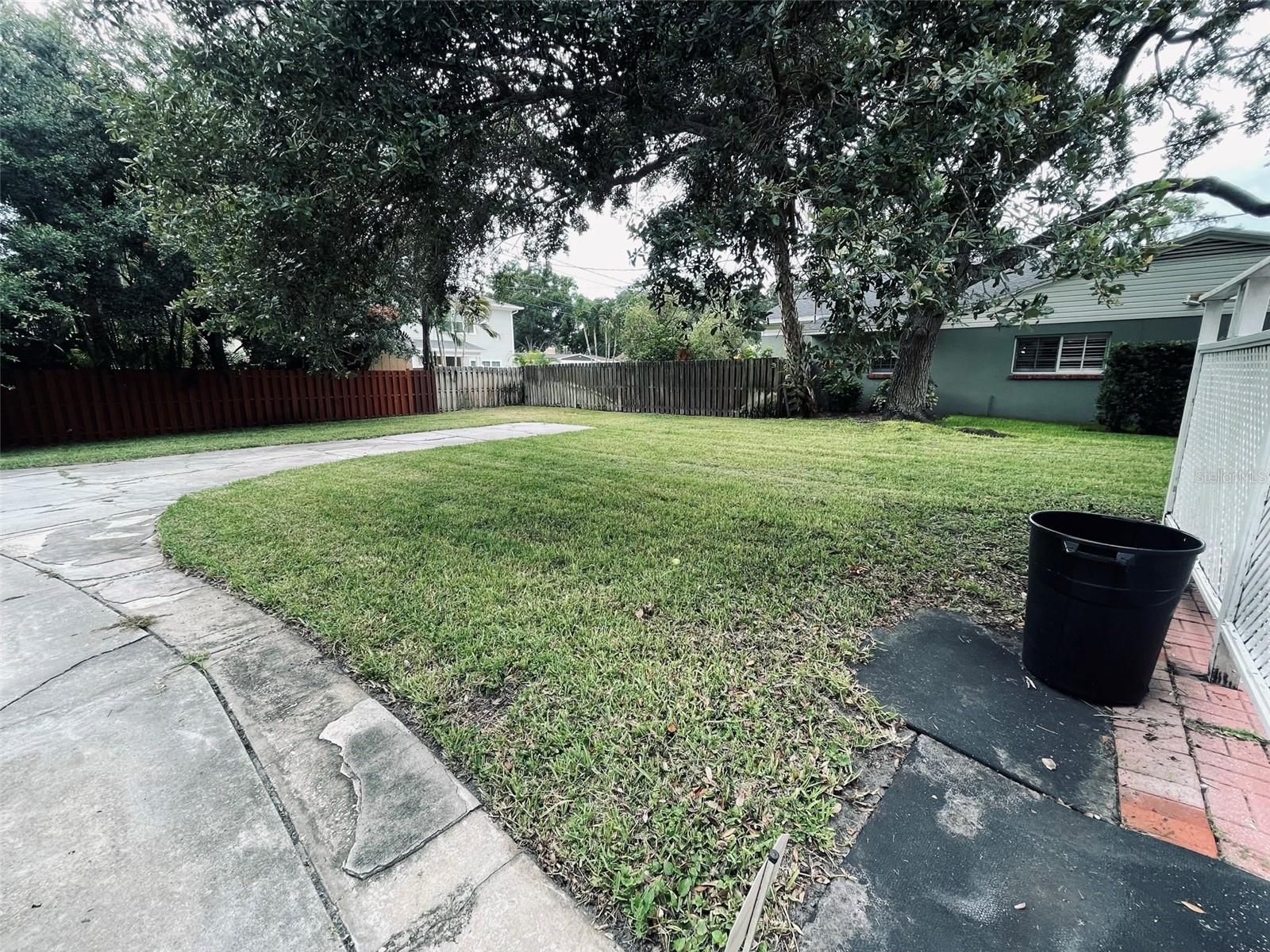 1039 S FRANKLAND RD, TAMPA, FL, 33629