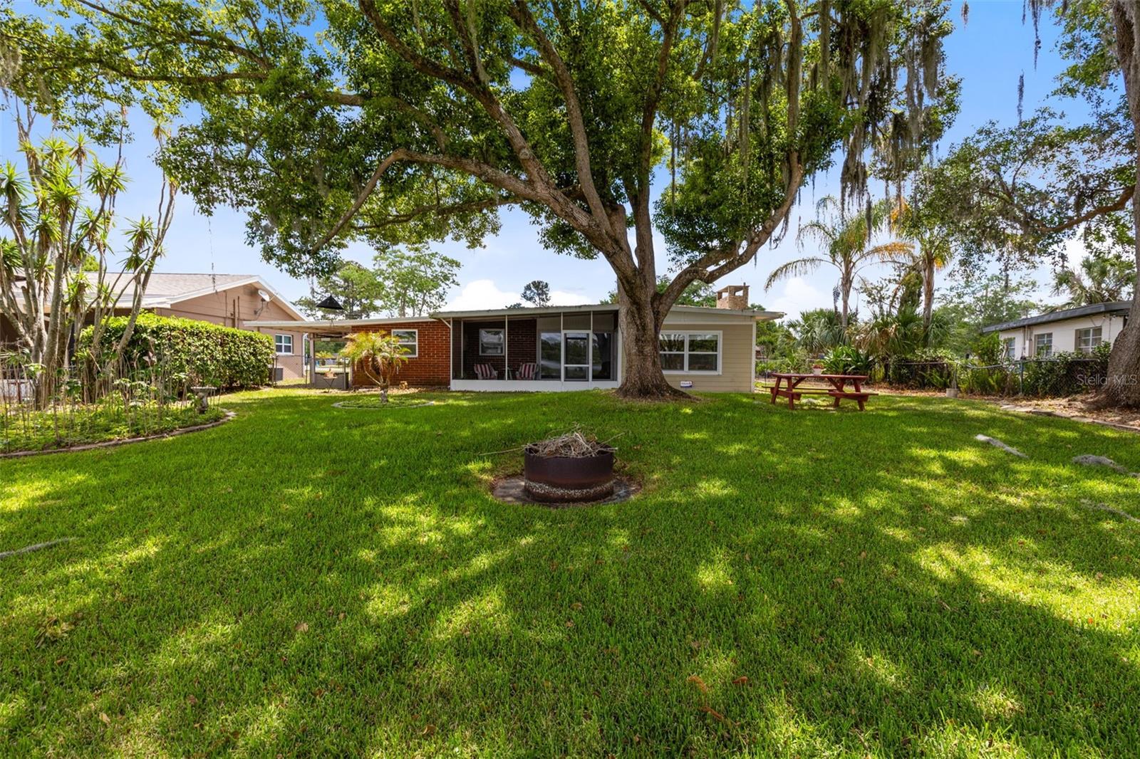 620 LAKE DR, OVIEDO, FL, 32766
