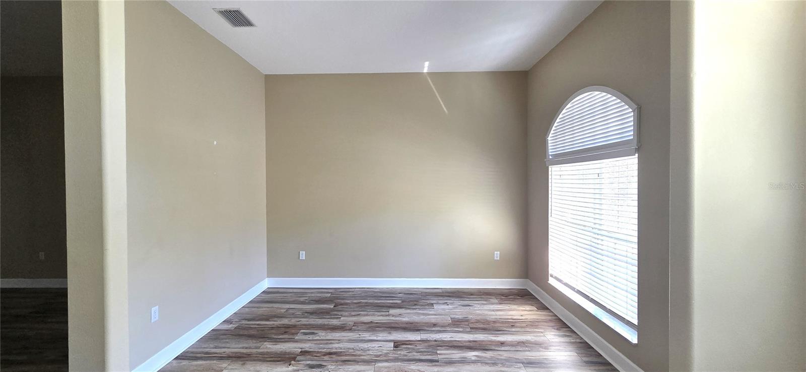 5352 CAMBERLEA AVE, ZEPHYRHILLS, FL, 33541