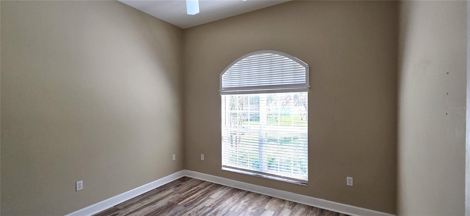 5352 CAMBERLEA AVE, ZEPHYRHILLS, FL, 33541