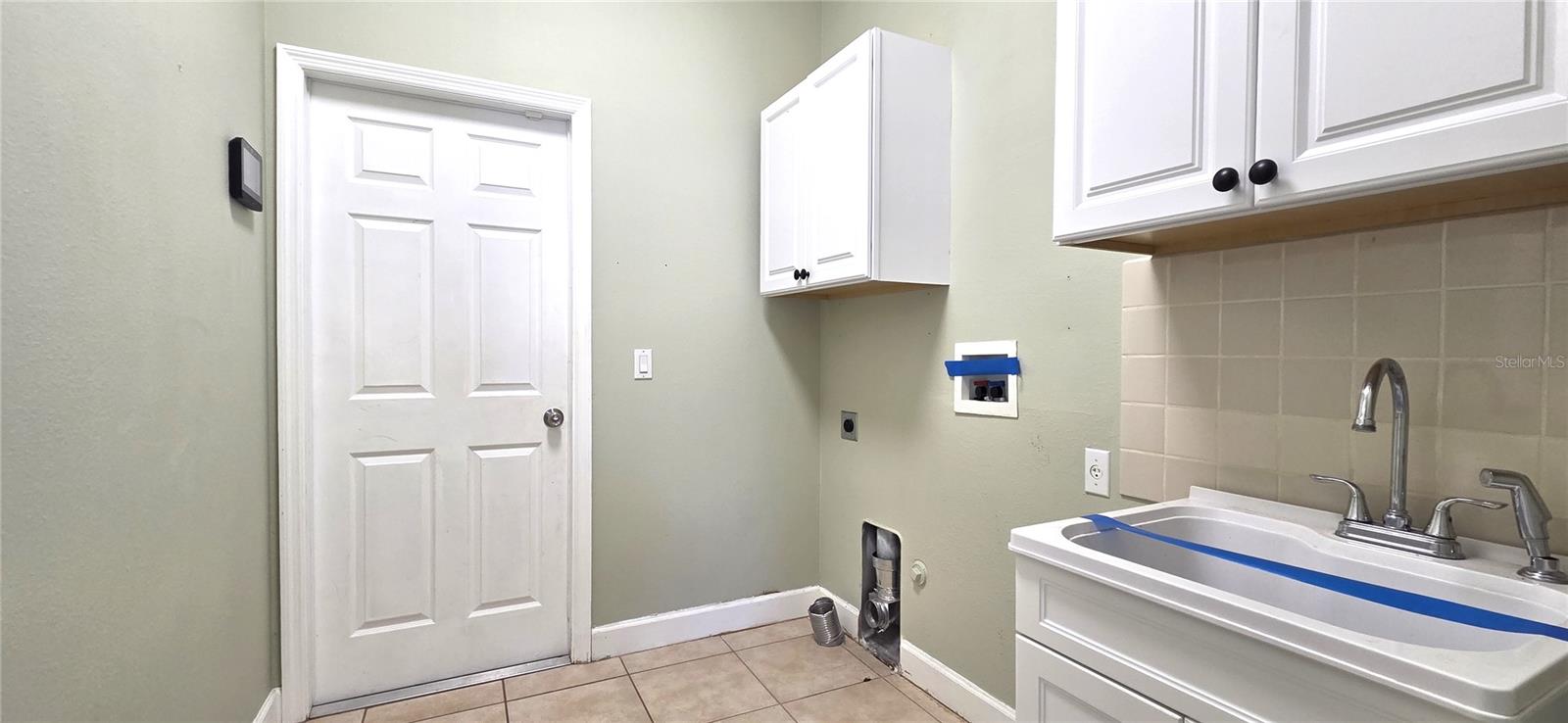5352 CAMBERLEA AVE, ZEPHYRHILLS, FL, 33541