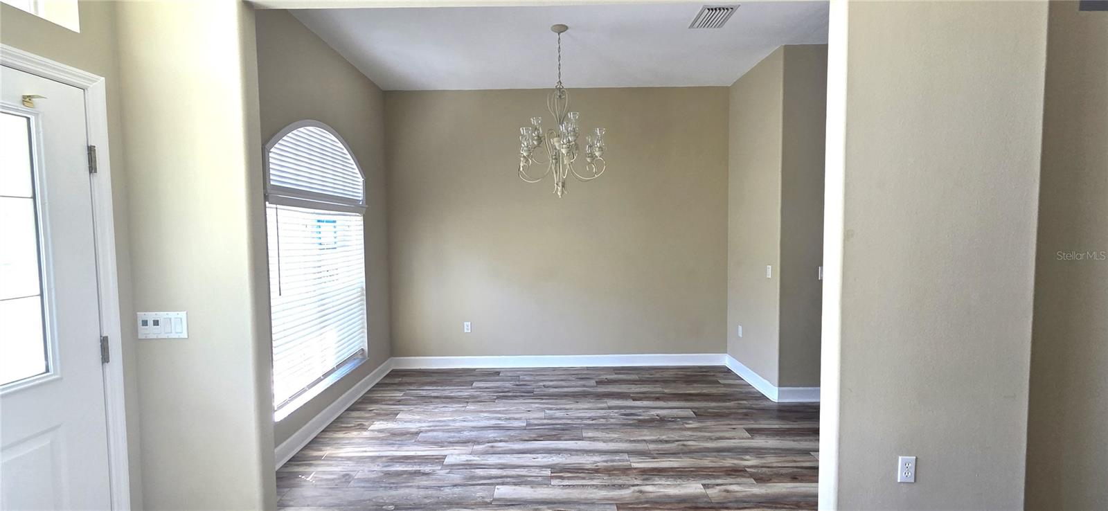 5352 CAMBERLEA AVE, ZEPHYRHILLS, FL, 33541