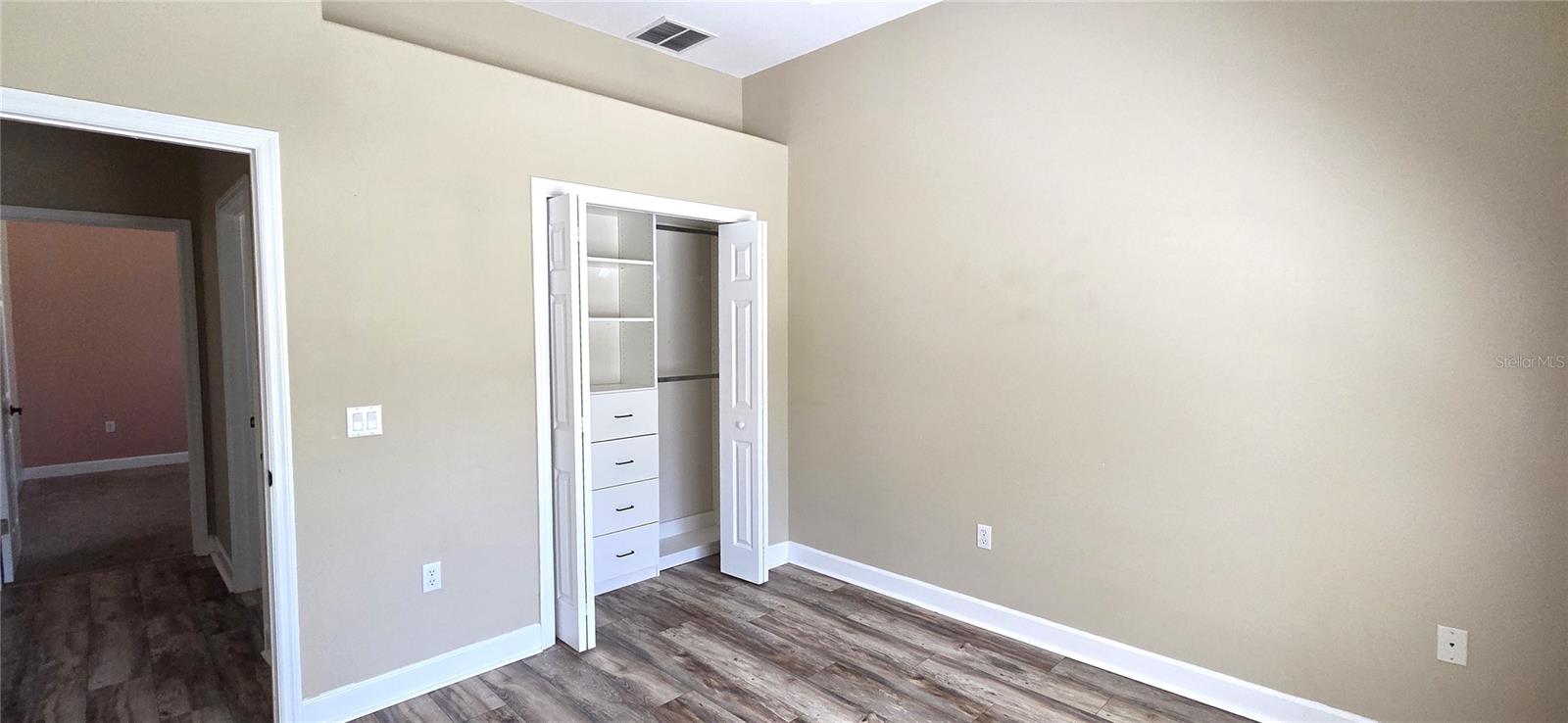 5352 CAMBERLEA AVE, ZEPHYRHILLS, FL, 33541