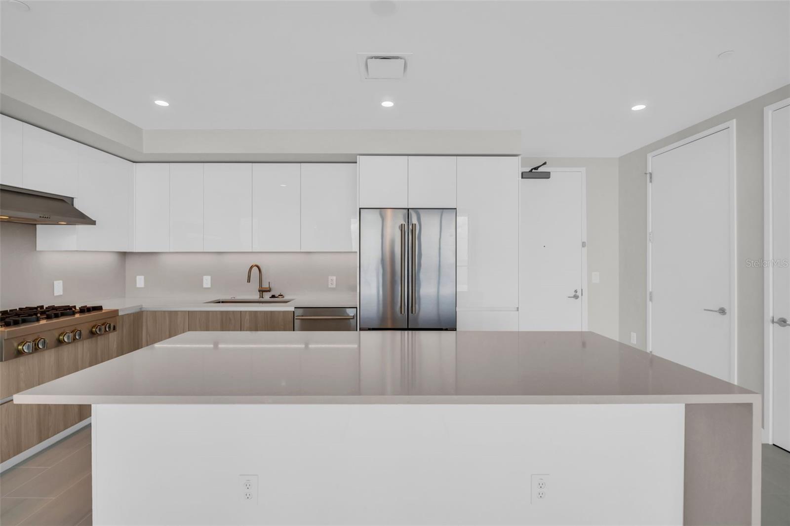 400 CENTRAL AVE #3603, ST PETERSBURG, FL, 33701