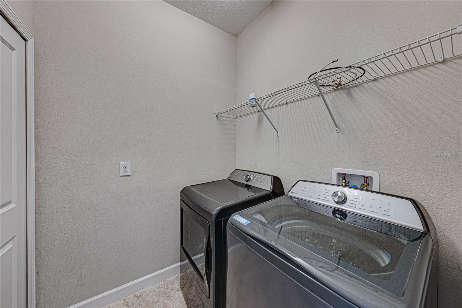 28647 TRANQUIL LAKE CIR, WESLEY CHAPEL, FL, 33543