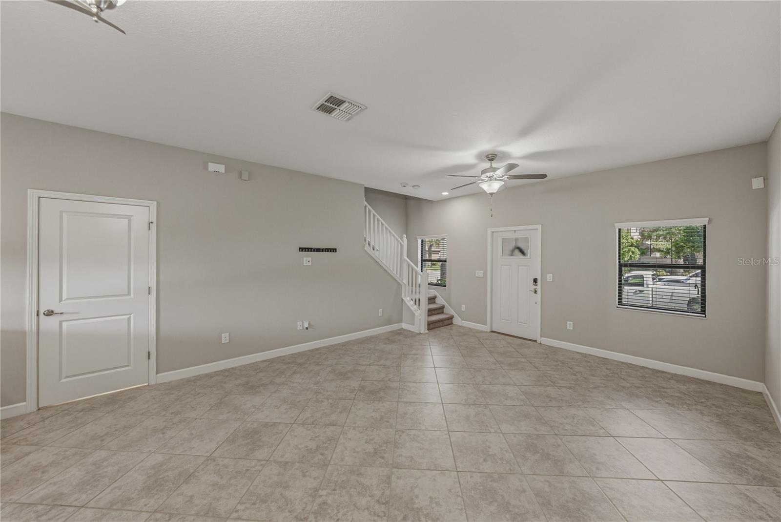 28647 TRANQUIL LAKE CIR, WESLEY CHAPEL, FL, 33543