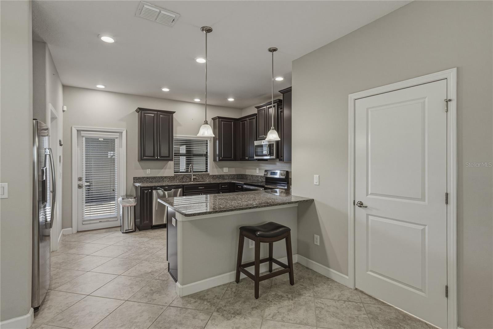 28647 TRANQUIL LAKE CIR, WESLEY CHAPEL, FL, 33543