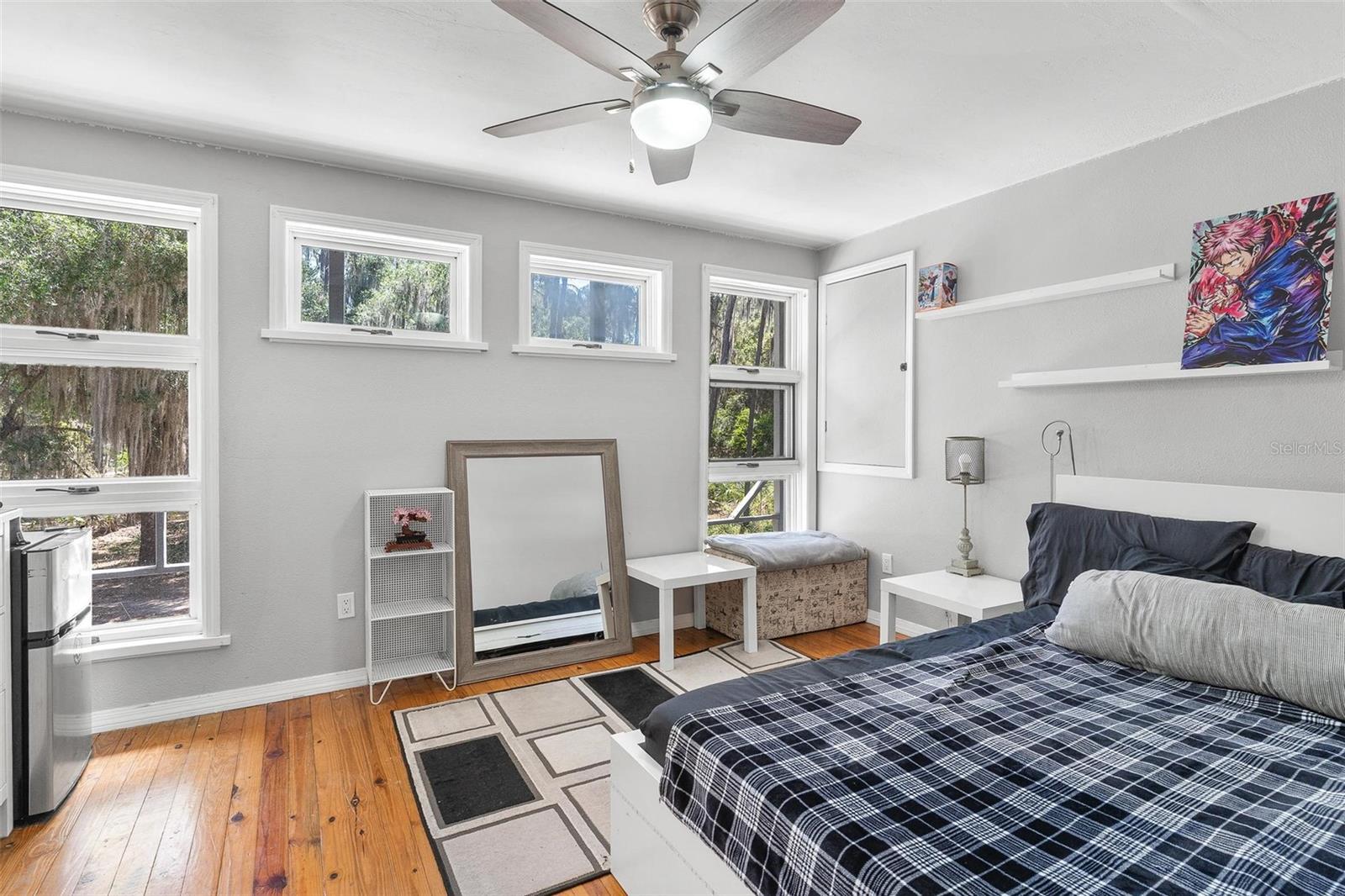 7373 CIRCLE DR, LADY LAKE, FL, 32159