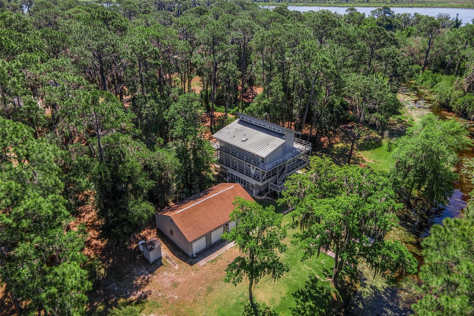 7373 CIRCLE DR, LADY LAKE, FL, 32159
