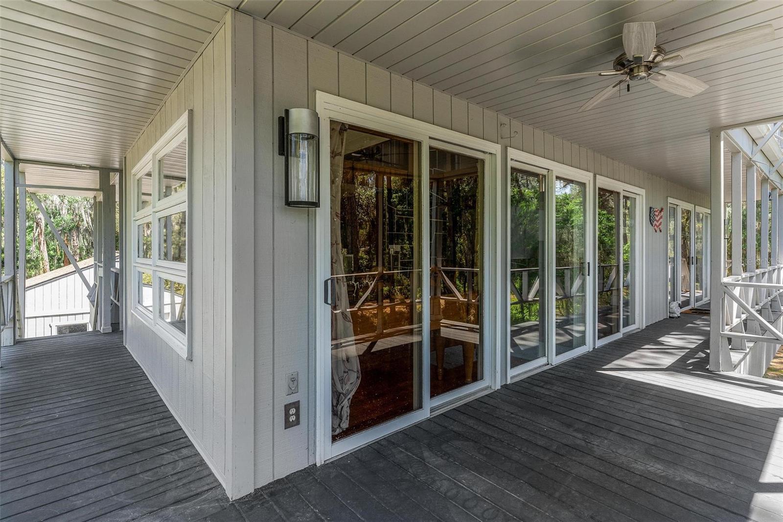 7373 CIRCLE DR, LADY LAKE, FL, 32159